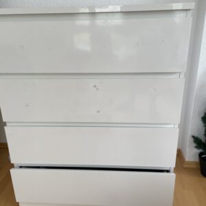 Kommode mit 4 Schubladen