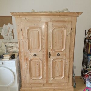 VOGELNAUER KLEIDERSCHRANK