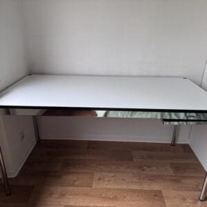 USM Haller Original 150cm x 75cm Schreibtisch Bürotisch