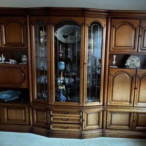 Hochwertiger Wohnzimmerschrank