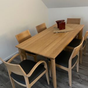 Speisetisch mit 6 Stühlen - Hartmann Möbel