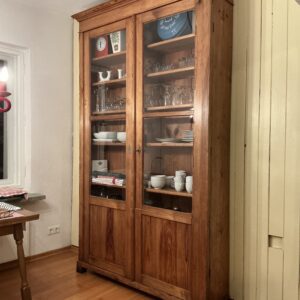 Biedermeier-Vitrine