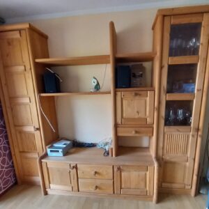 Wohnzimmer - Schrank, helles Holz, Kiefer oder Fichte, Ende 18.6.26