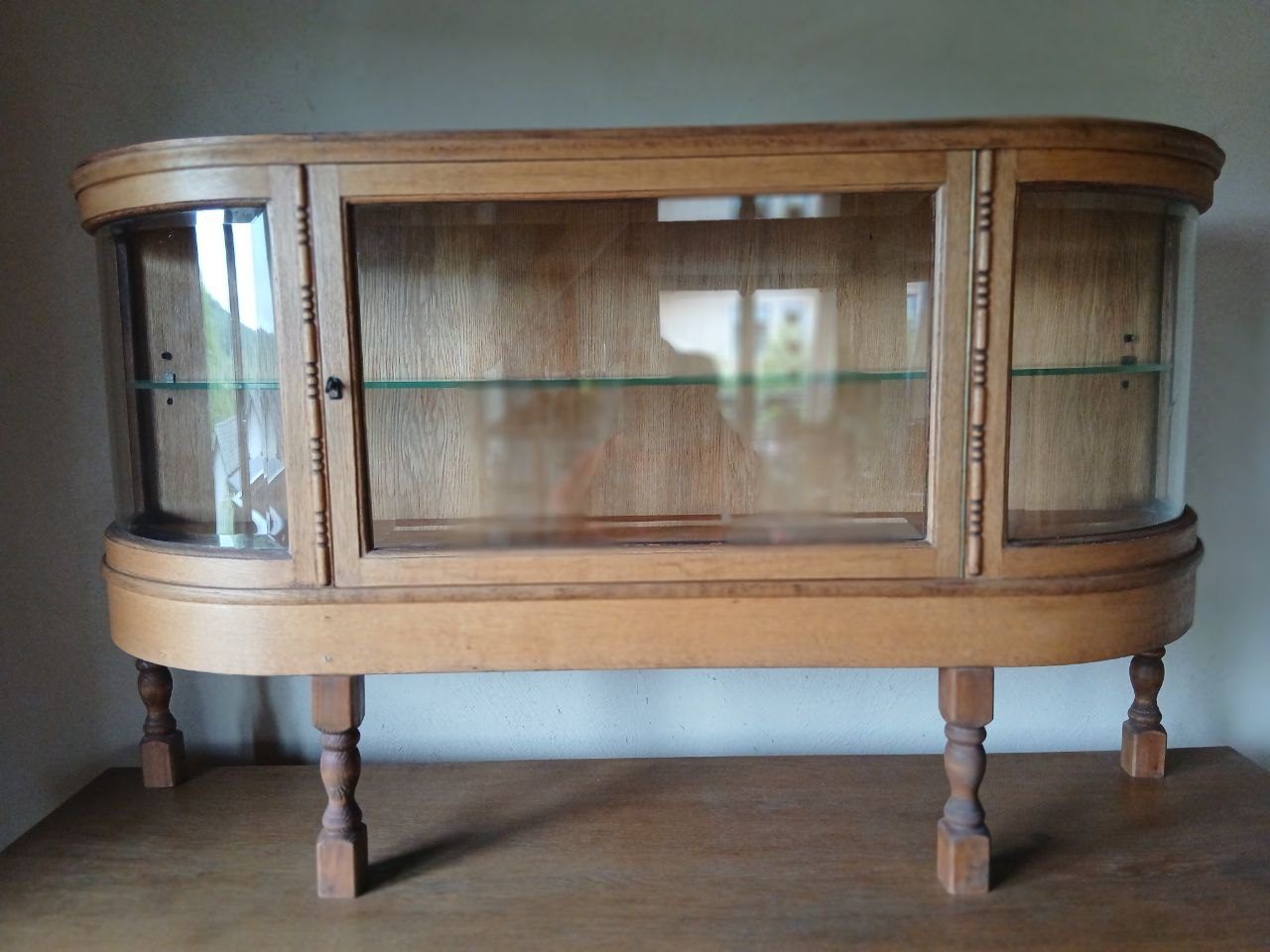 7 Vitrine