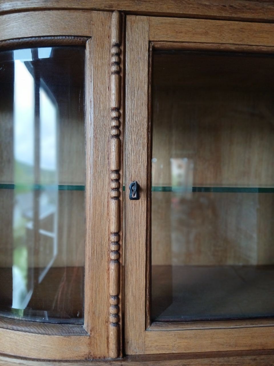 8 Vitrine Zierleisten