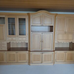 Wohnzimmerschrank