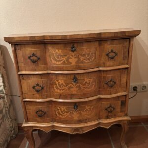Antikes Sideboard