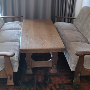 2x Vintage Couch und Couchtisch