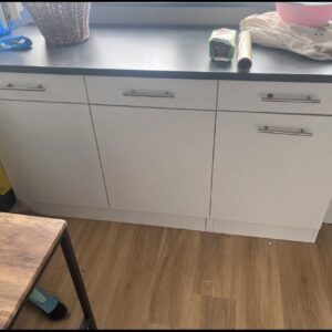 Küchenschränke mit Arbeitsplatte