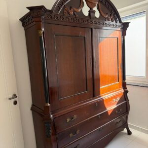 Kabinettschrank