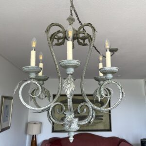 Vintage Kronleuchter – 6-flammig | Florales Schmiedeeisen Design
