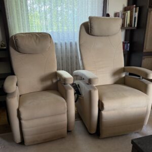 2x Fitform Senioren 3-Motoren Sessel mit Aufstehhilfe - einzeln erhältlich