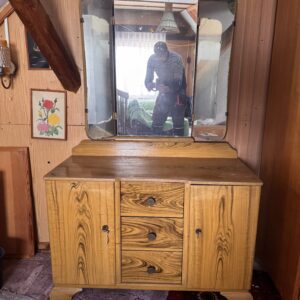 Spiegelschrank