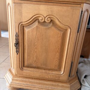 Beistellschrank